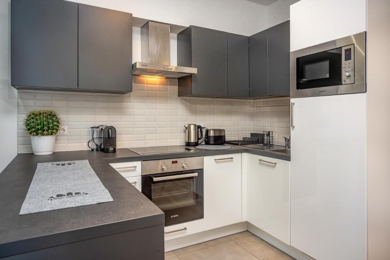 Grace Pine Apartment 3 Budapest Luaran gambar
